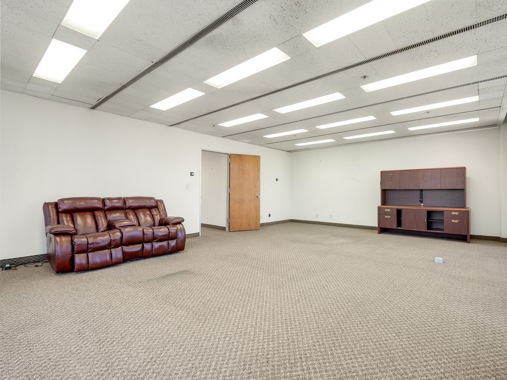 Office Space Available in Excellent Condition & Move-In Ready : 1221 Van Ness Ave, Fresno, CA 93721